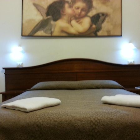 Guesthouse Alex II Roma Phòng bức ảnh