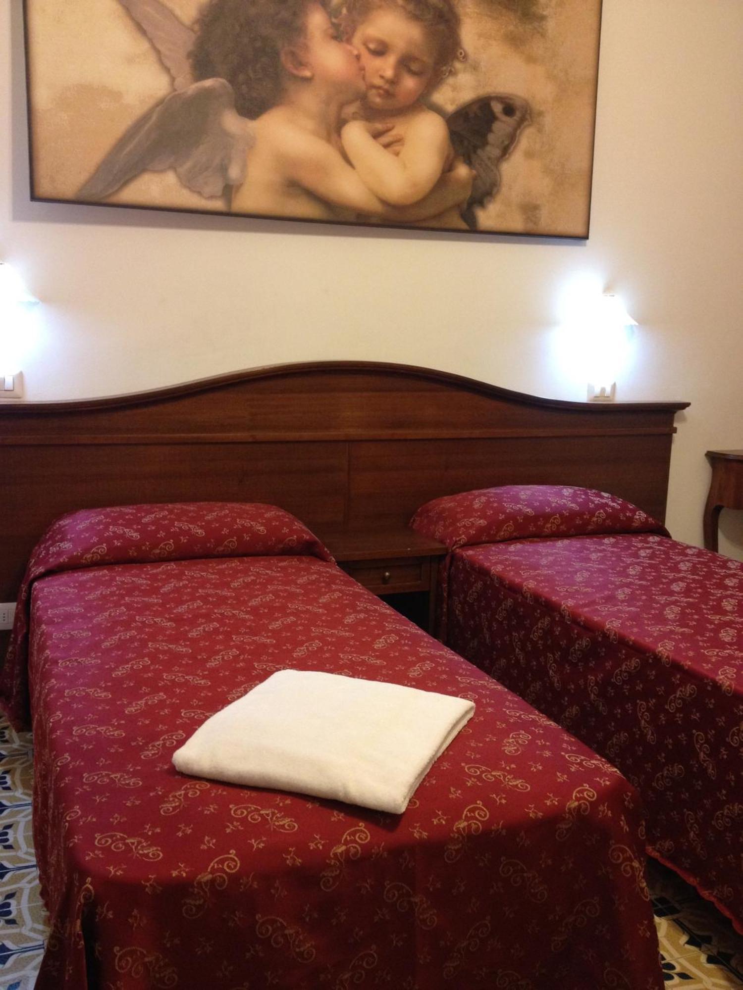 Guesthouse Alex II Roma Phòng bức ảnh