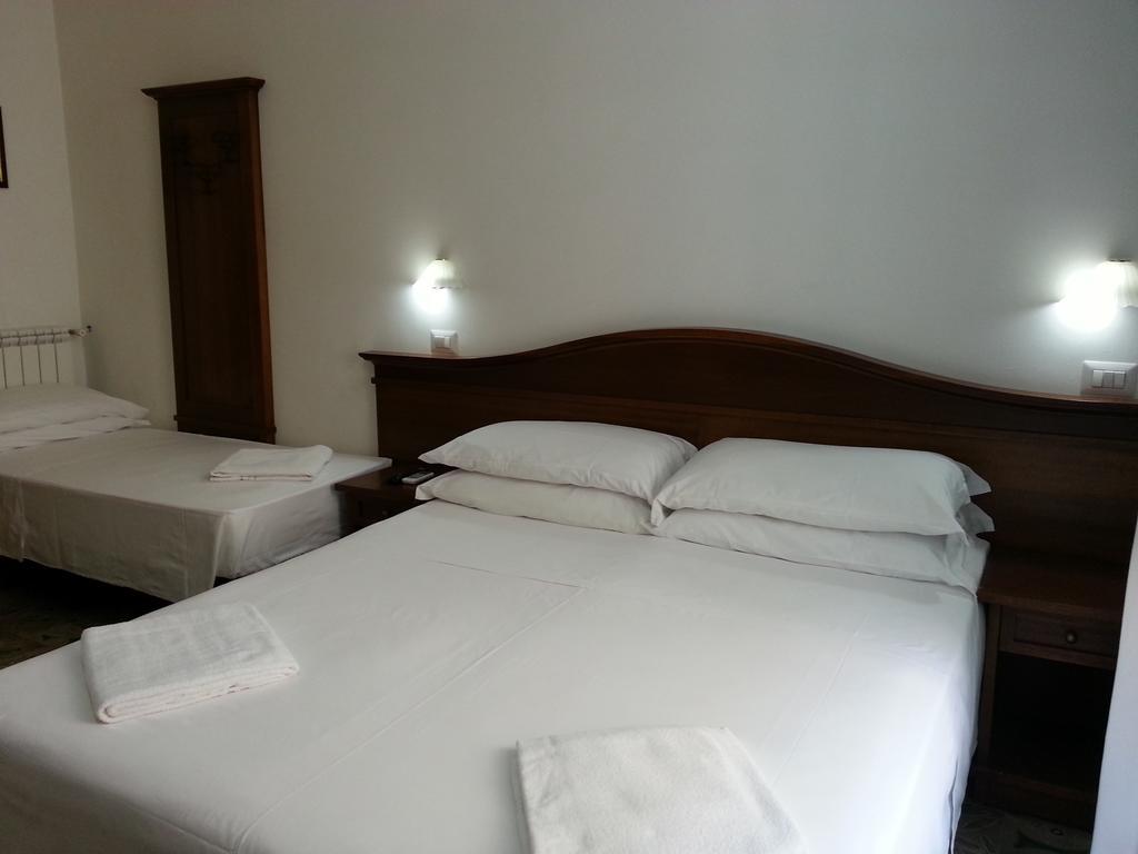 Guesthouse Alex II Roma Ngoại thất bức ảnh