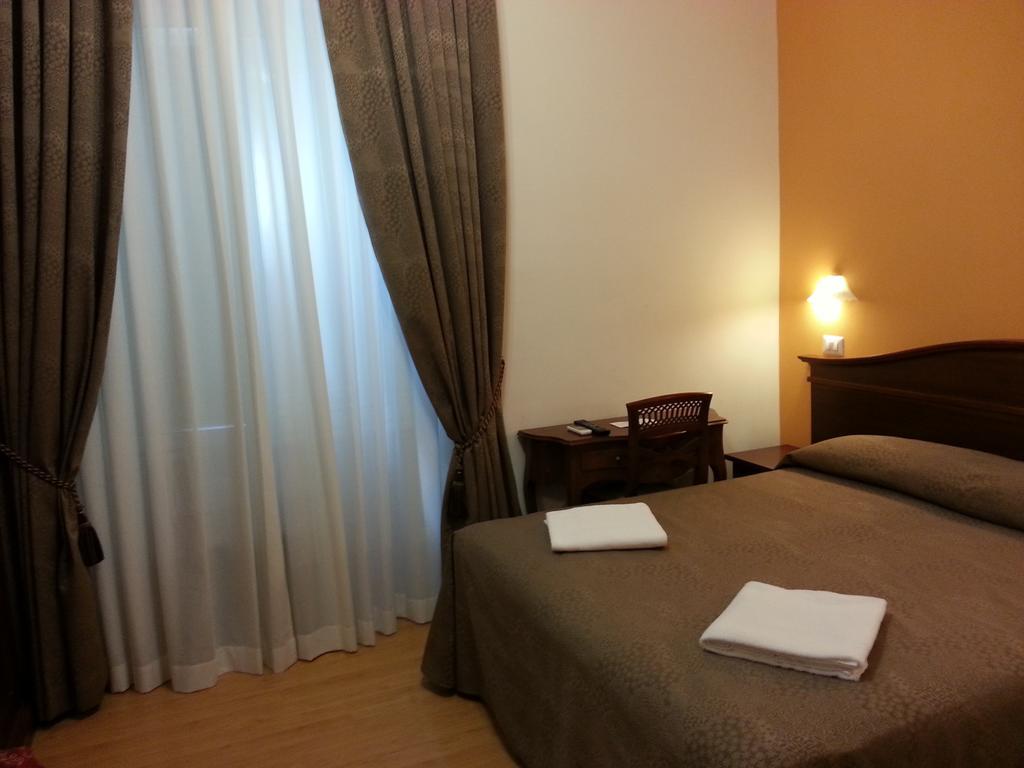 Guesthouse Alex II Roma Ngoại thất bức ảnh