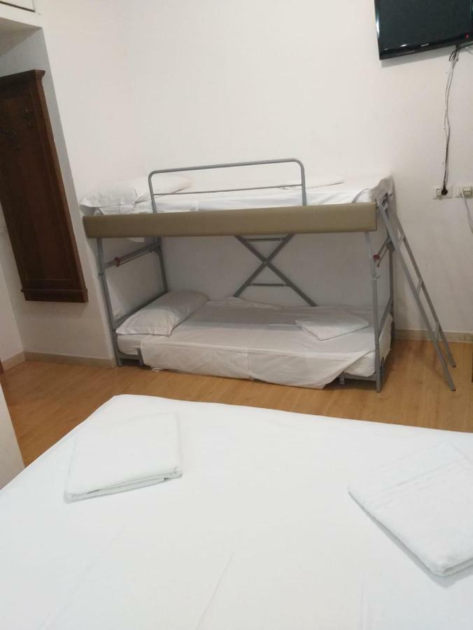 Guesthouse Alex II Roma Ngoại thất bức ảnh