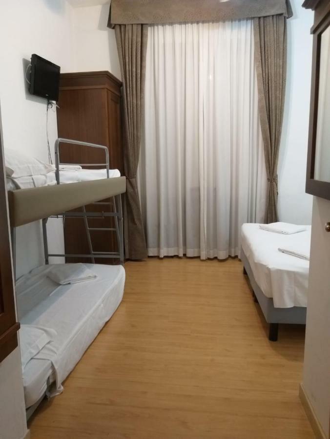 Guesthouse Alex II Roma Ngoại thất bức ảnh